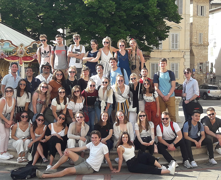 This text appears when someone is browsing using assistive technologies.